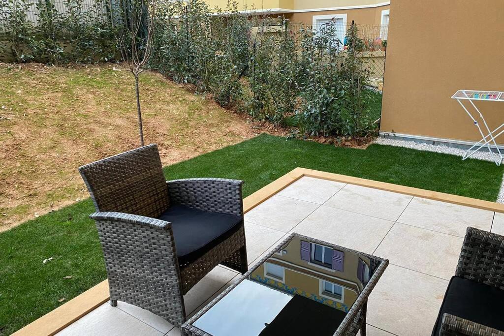 Deux Pieces Moderne Et Chaleureux Apartment Saint-Laurent-du-Var Luaran gambar
