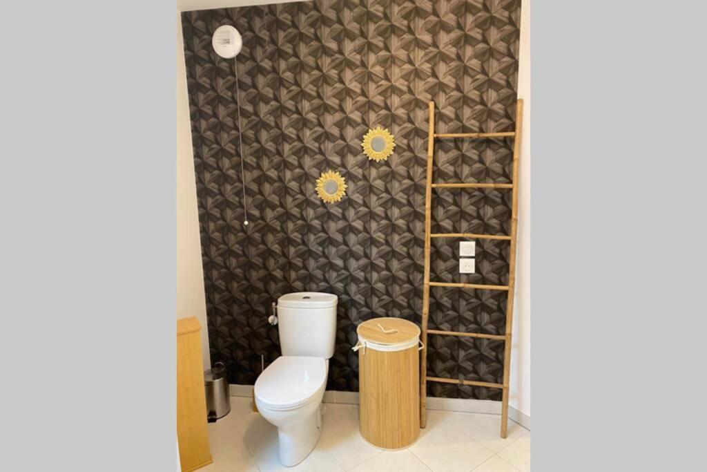 Deux Pieces Moderne Et Chaleureux Apartment Saint-Laurent-du-Var Luaran gambar